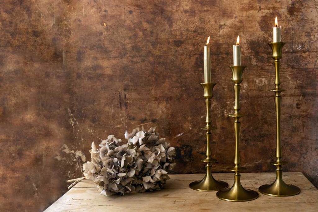 Angelic candle holder (small)