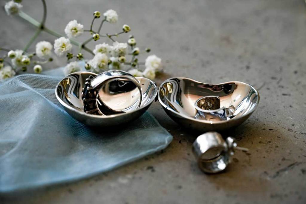 Double heart dish