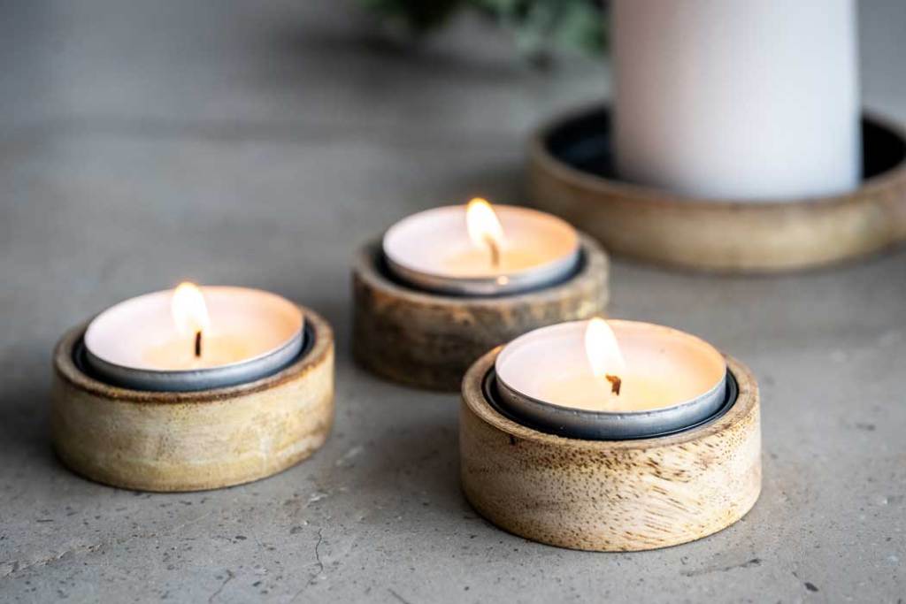 Wooden tealight holder