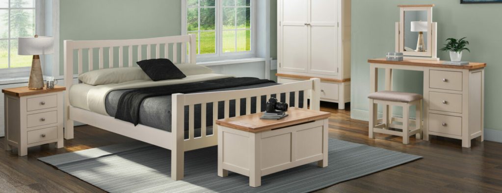 Cambridge Bedroom Range - Painted Oak