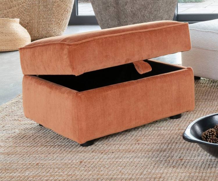 Berlin Storage Stool