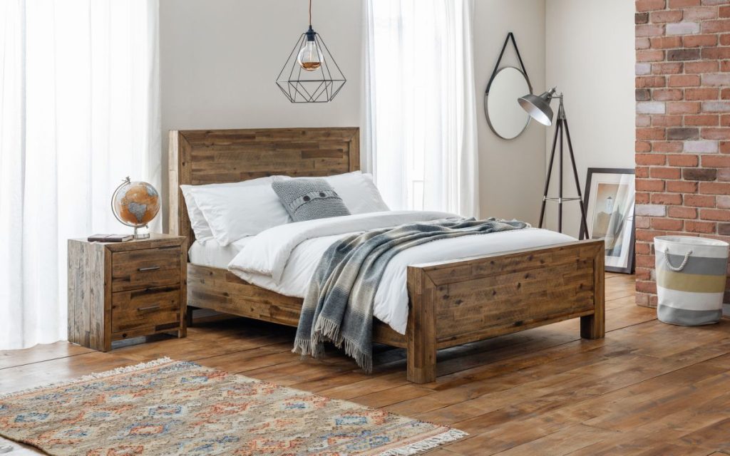 Pluto - Oak Bedframe