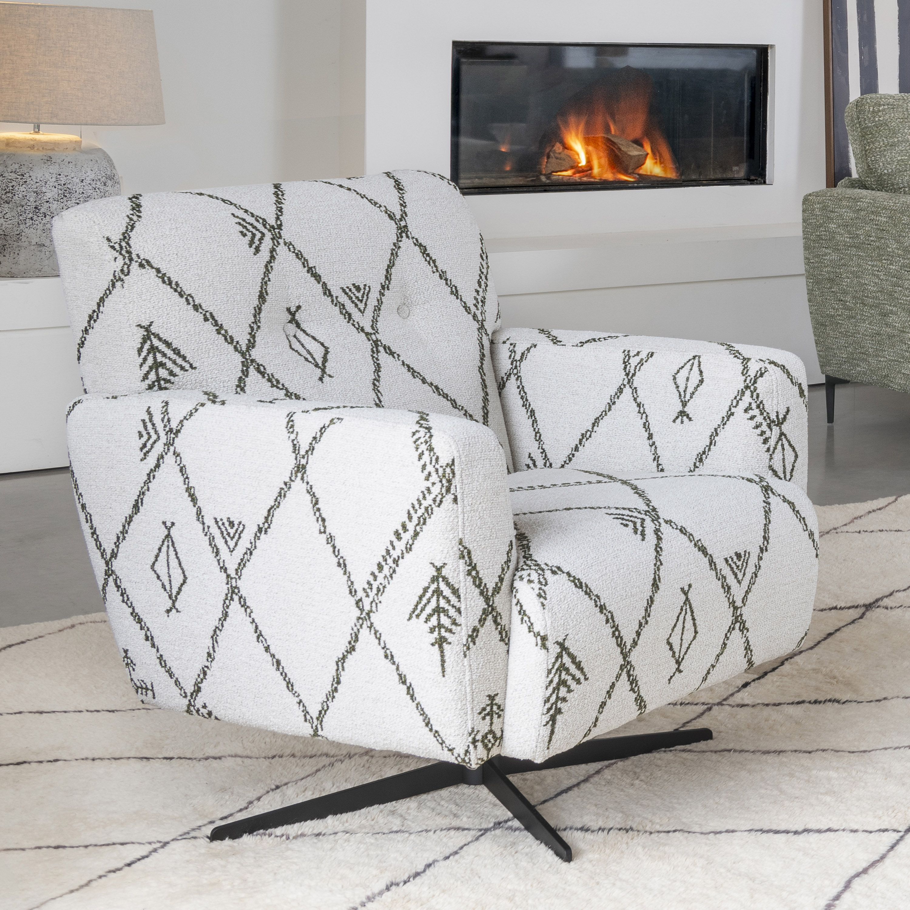 Jakarta Swivel Chair