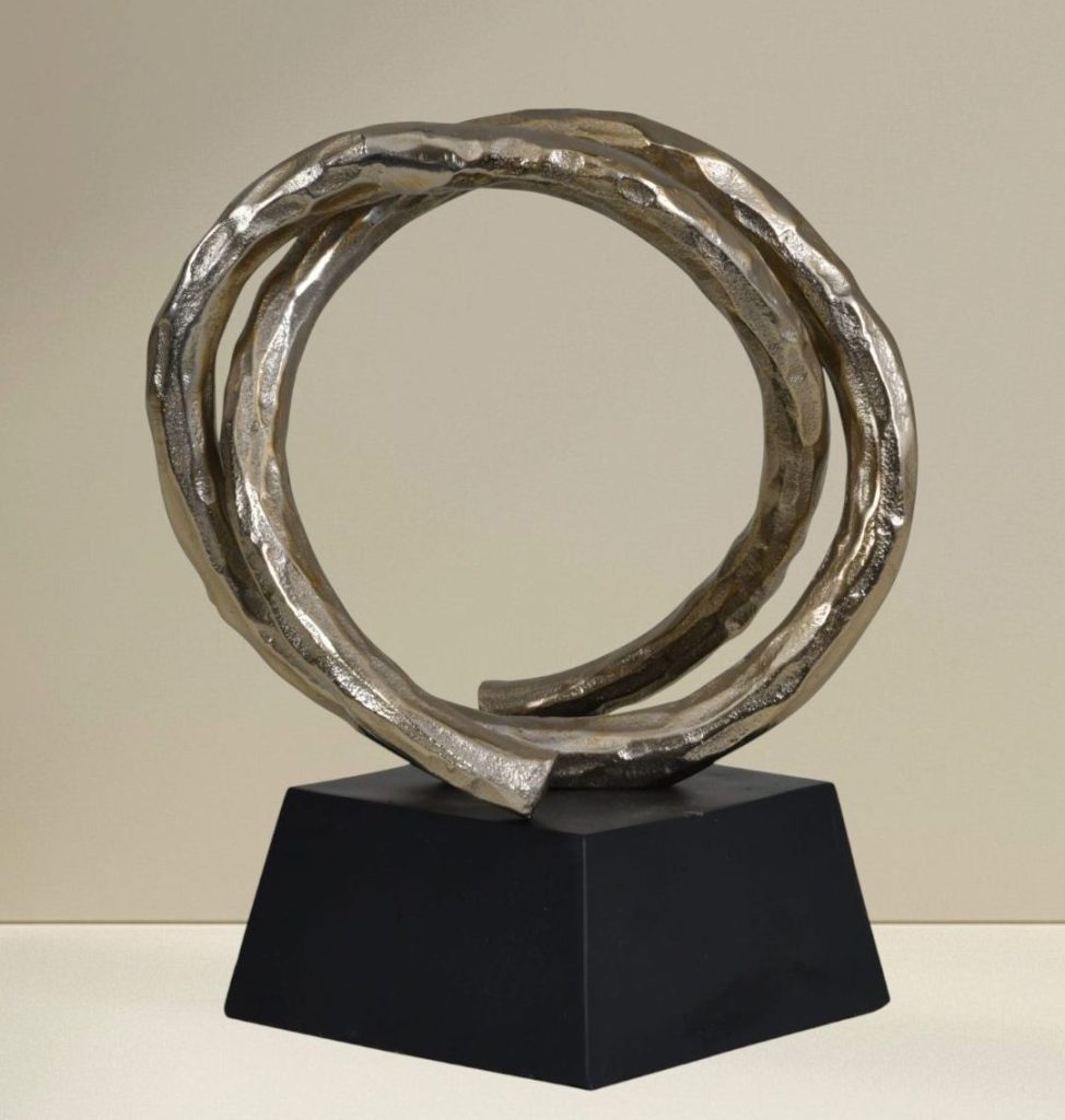 Entwined circles