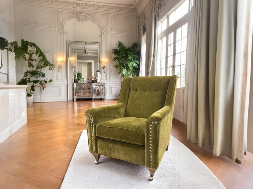 Fairbook Accent Chair